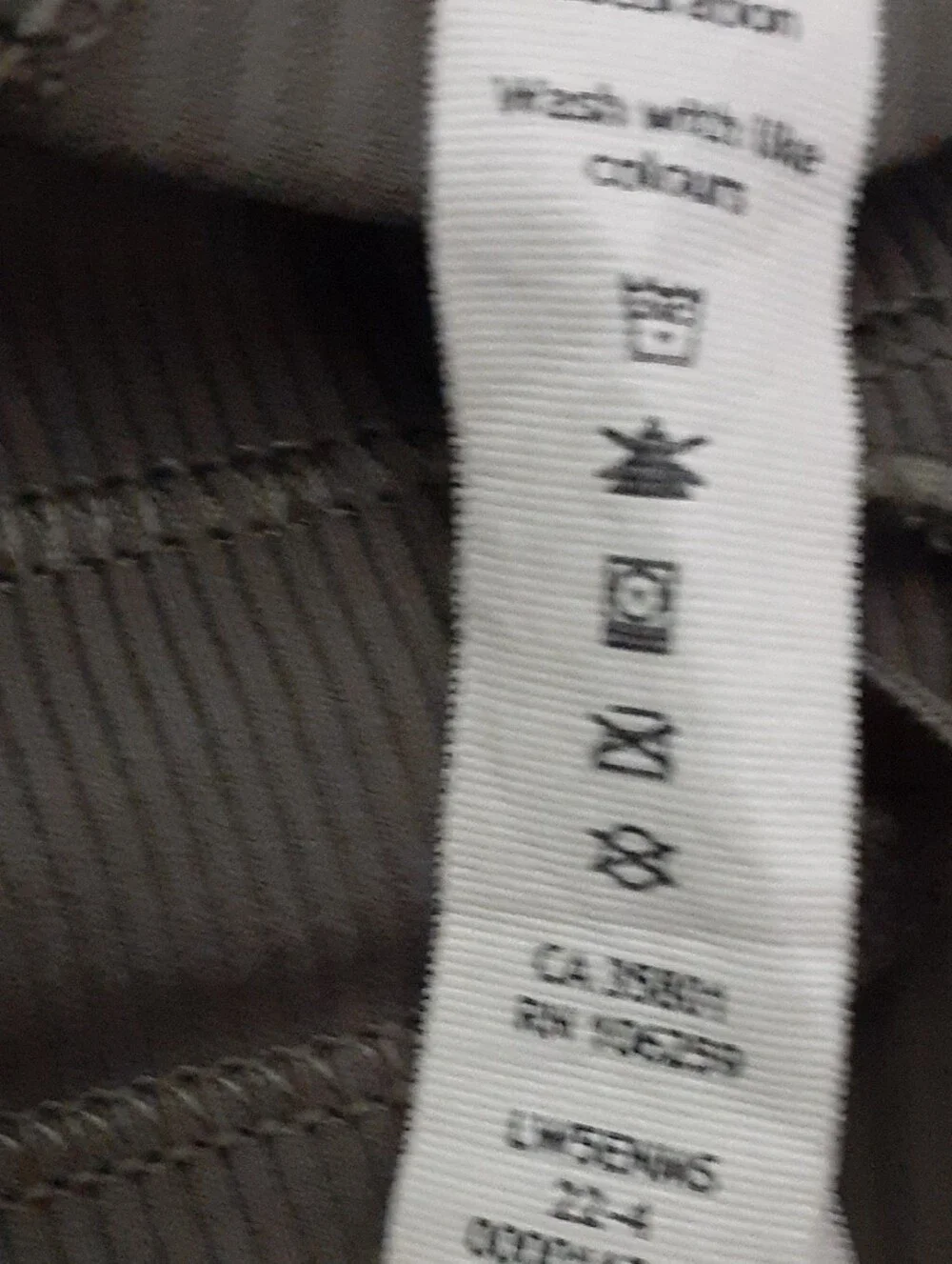 lululemon Olive Green Drawstring Joggers. Size 4. Very Good Condition.